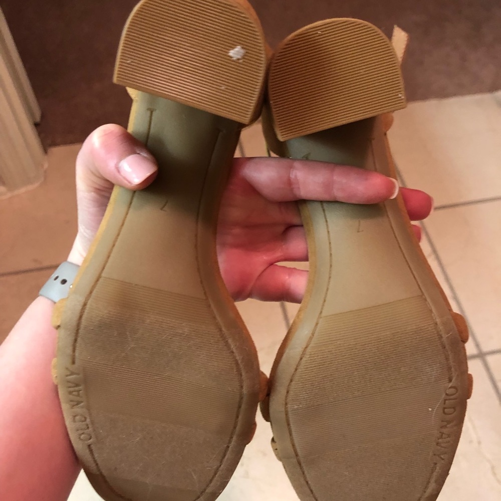Block Sandals - Picture 3 of 3
